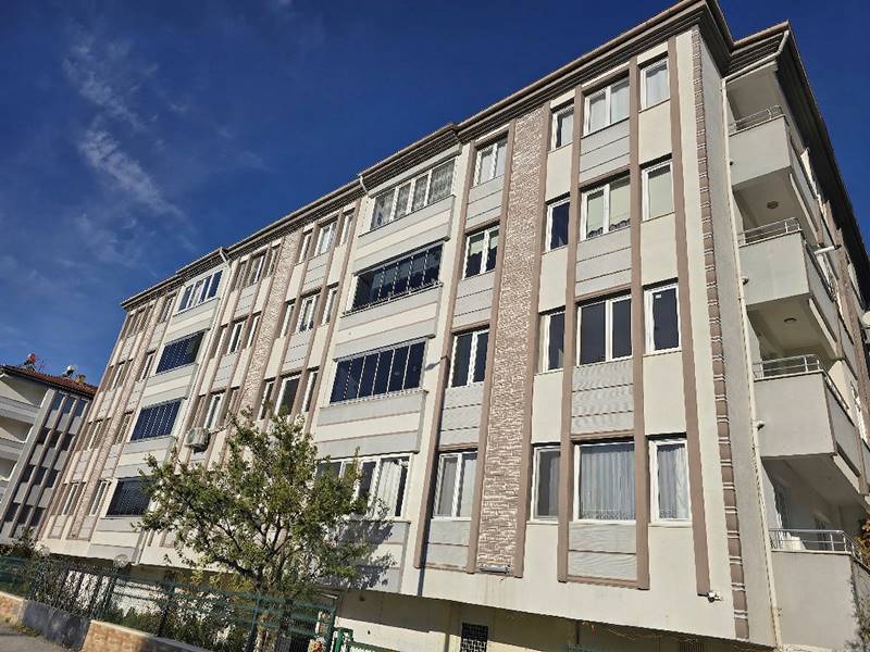 Akçay İkizçay Satılık Daire | Türk Hamamlı | 145m² Geniş Daire | Yenilenmiş