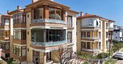 Altınoluk Mıhlı Sahilde Denize 150m Satılık 2+1 Yeni Daire