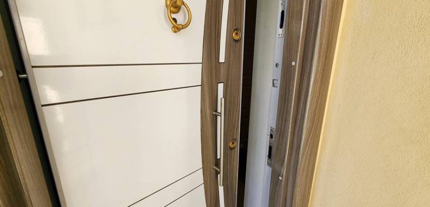 Altınoluk Mıhlı Sahilde Denize 150m Satılık 2+1 Yeni Daire