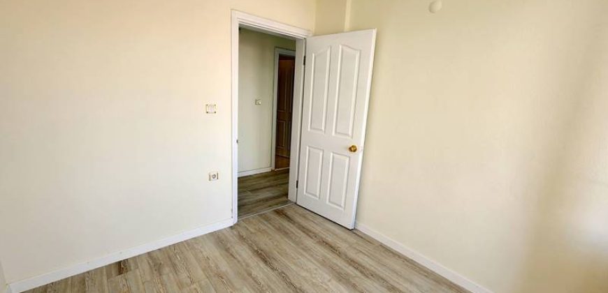 Altınoluk Satılık Daire | Merkezde, Ön Cephe, Bakımlı , Cam Balkonlu