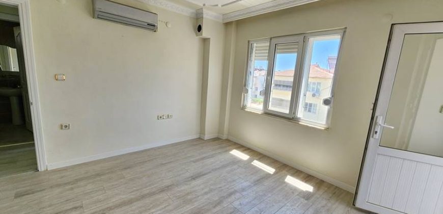 Altınoluk Satılık Daire | Merkezde, Ön Cephe, Bakımlı , Cam Balkonlu