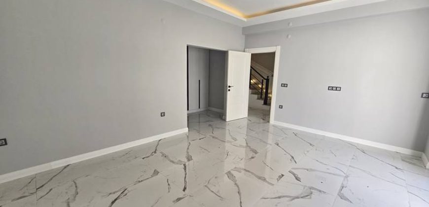 Altınoluk Satılık Dubleks Daire | Denize Yakın | Lüks Yapı | Bahçeli