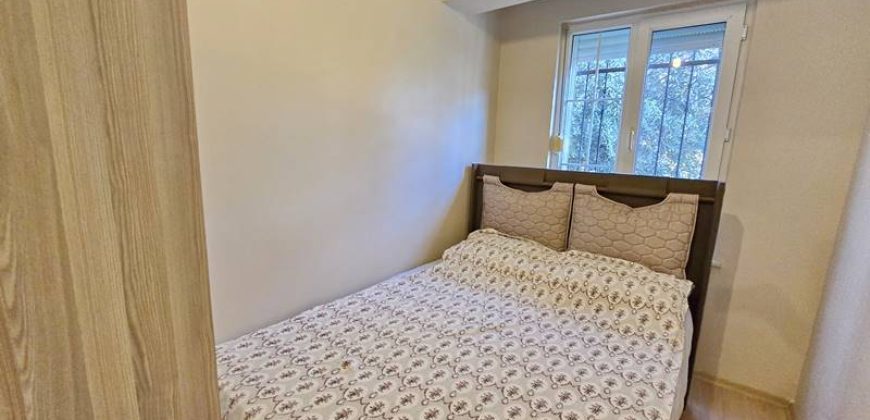 Altınoluk Satılık Daire | Merkezde | Cam Balkon | Ön Cephe