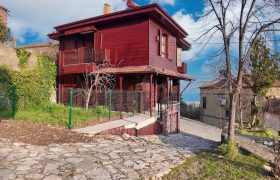 Altınoluk Satılık Müstakil Villa | Deniz Manzaralı | Merkezde | Özel Yapım | Otoparklı