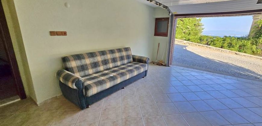Altınoluk Satılık Müstakil Villa | Deniz Manzaralı | Merkezde | Özel Yapım | Otoparklı