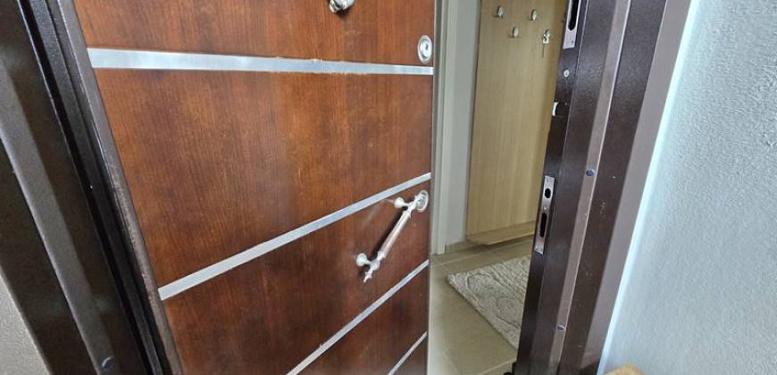 Küçükkuyu Mıhlı Satılık Daire | Denize 150 Metre | Ayrı Mutfak | Ara Kat