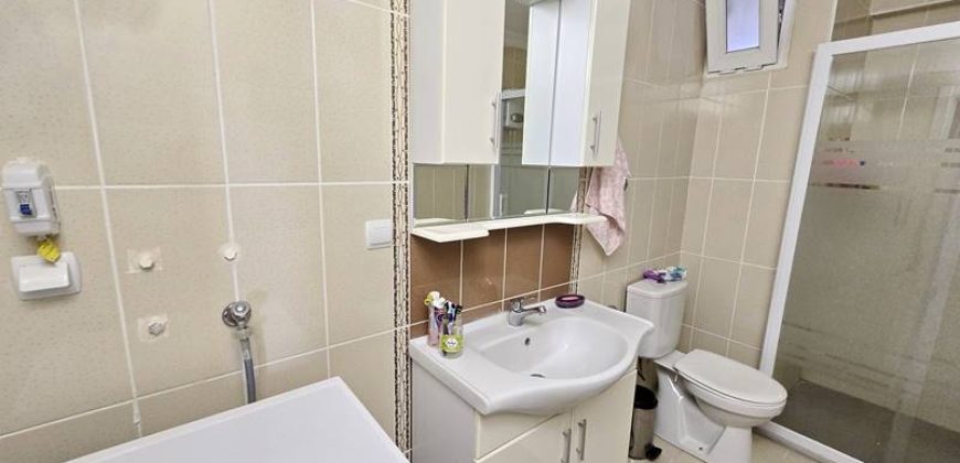 Küçükkuyu Mıhlı Satılık Daire | Denize 150 Metre | Ayrı Mutfak | Ara Kat