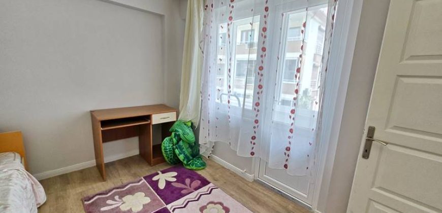 Küçükkuyu Mıhlı Satılık Daire | Denize 150 Metre | Ayrı Mutfak | Ara Kat