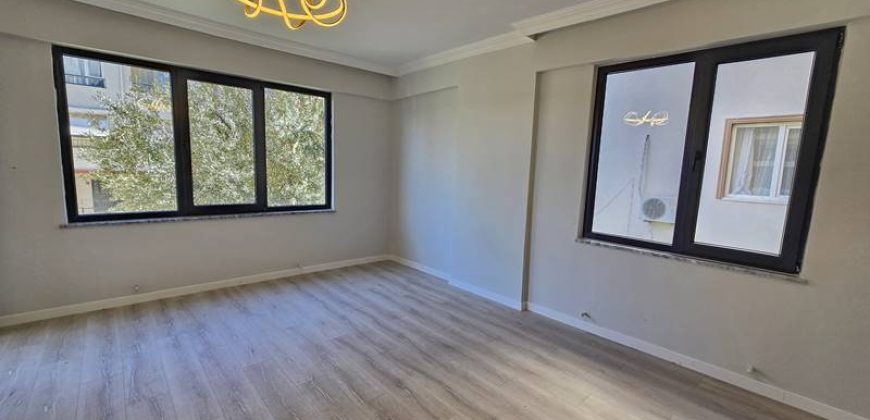 Akçay Altınkum Satılık Daire | Ara Kat | Ayrı Mutfak | Denize Yakın