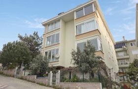 Altınoluk Satılık Daire | 3+1 | Deniz Manzaralı | Özel Bahçeli | Ön Cephe