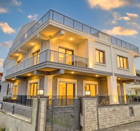 Altınoluk Satılık Lüks Sıfır Daire | Denize 300m | Bahçe Kullanımlı