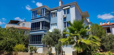 Altınoluk Satılık Daire | Klimalı ve Cam Balkonlu | Ön Cephe | Masrafsız , Temiz