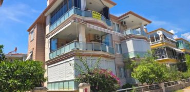 Altınoluk Satılık Daire | Sahilde | Denize 350 Metre | Ayrı Mutfak