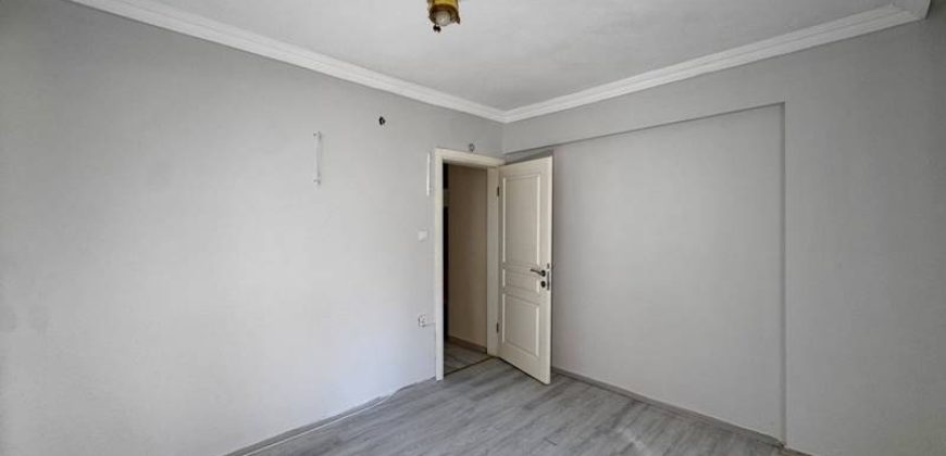 Altınoluk Satılık Daire | Merkez | Ayrı Mutfak | Bahçeli | Denize Yakın