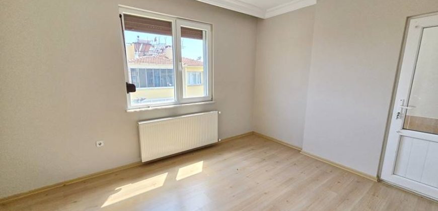 Altınoluk Satılık Daire | Merkez | Ayrı Mutfak | 3+1 | Ön Cephe