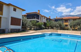 Altınoluk Satılık Villa | Havuzlu Sitede | Denize 250 Metre