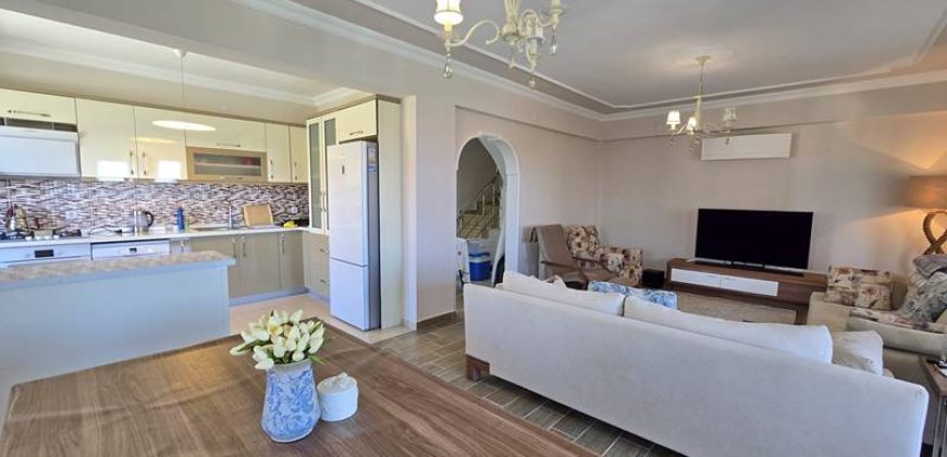 Altınoluk Satılık Villa | Havuzlu Sitede | Deniz Manzaralı | Özel Otopark & Şarj İstasyonlu