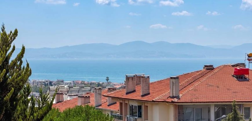 Altınoluk Satılık Daire | Deniz Manzaralı | Ara Kat | Merkezde