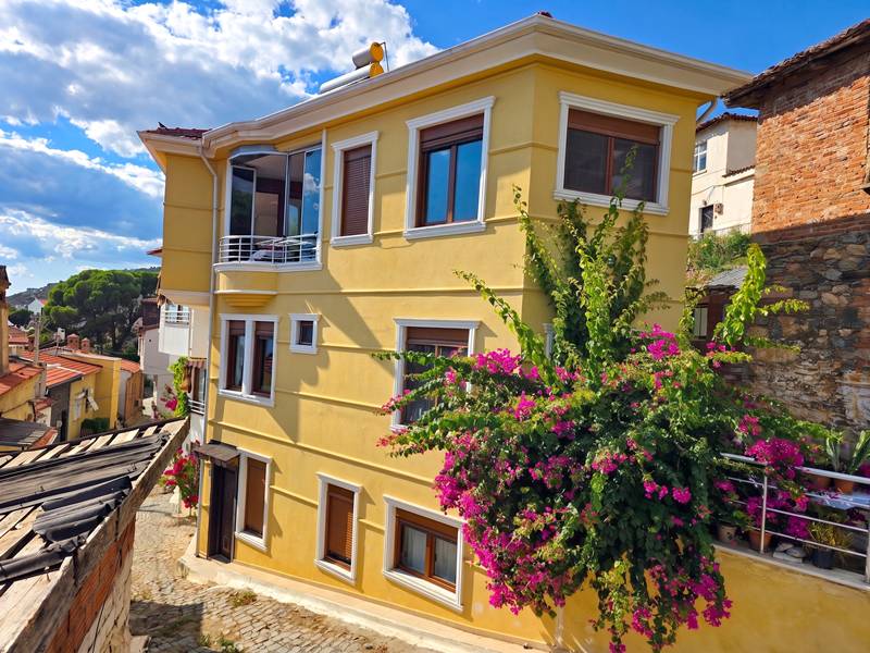 Altınoluk Satılık Müstakil Ev | Deniz Manzaralı | Altınoluk Köyde