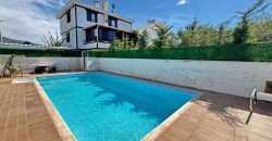 Altınoluk Satılık Villa | Havuzlu | Deniz Manzaralı | Müstakil