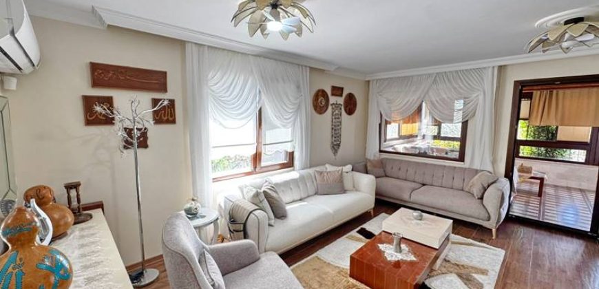Altınoluk Satılık Villa | Havuzlu | Deniz Manzaralı | Müstakil