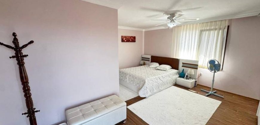 Altınoluk Satılık Villa | Havuzlu | Deniz Manzaralı | Müstakil