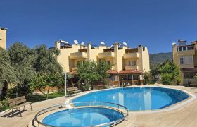 Altınoluk Satılık Villa | Denize Yakın | Havuzlu Site İçerisinde | Yenilenmiş