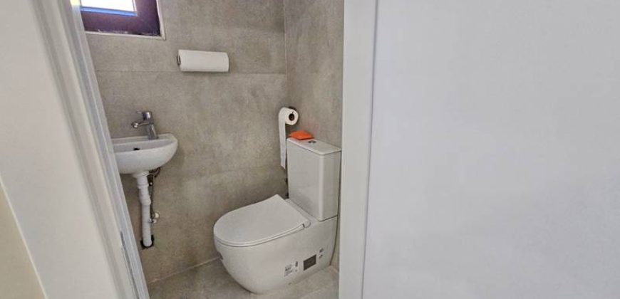 Altınoluk Satılık Villa | Denize Yakın | Havuzlu Site İçerisinde | Yenilenmiş