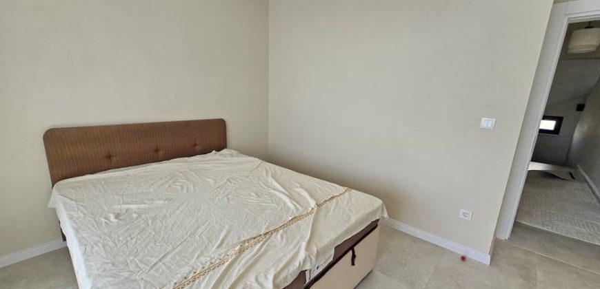Altınoluk Satılık Villa | Denize Yakın | Havuzlu Site İçerisinde | Yenilenmiş