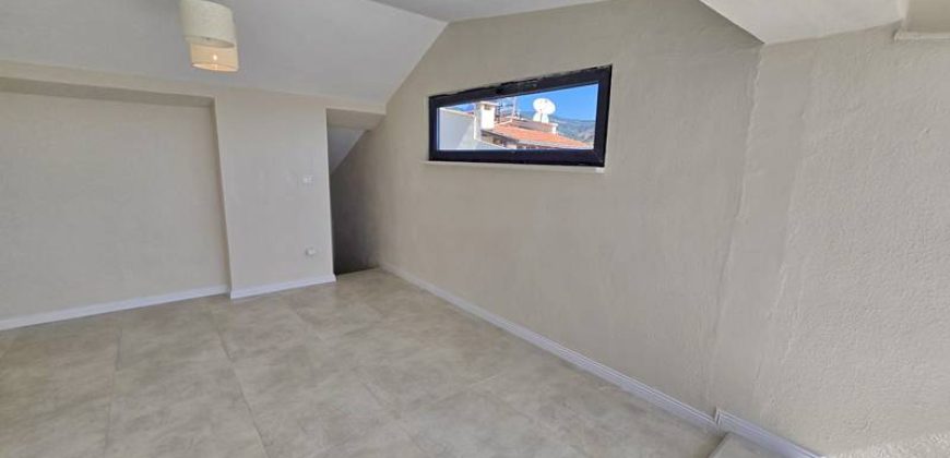 Altınoluk Satılık Villa | Denize Yakın | Havuzlu Site İçerisinde | Yenilenmiş