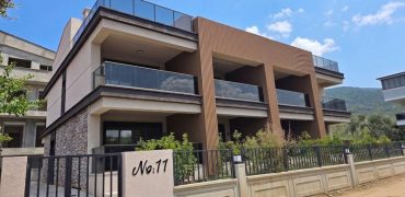 Altınoluk Satılık Villa | Deniz Manzaralı | Merkezde | Tripleks Sıfır Villa