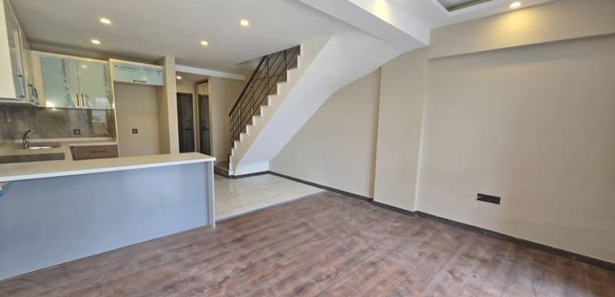 Altınoluk Satılık Villa | Deniz Manzaralı | Merkezde | Tripleks Sıfır Villa