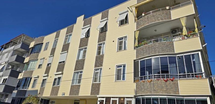 Akçay Altınkum Satılık Daire | Denize 450 Metre | Geniş Balkon | Yenilenmiş