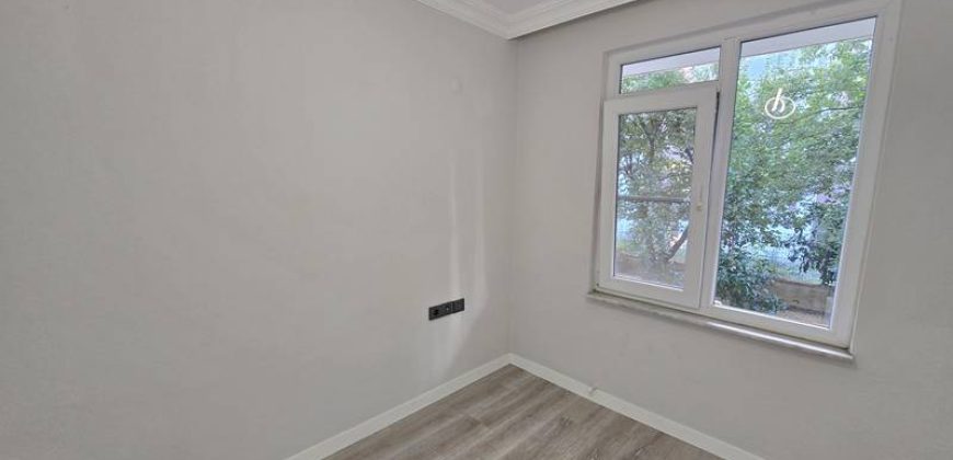Akçay Altınkum Satılık Daire | Denize 450 Metre | Geniş Balkon | Yenilenmiş
