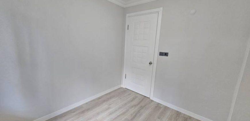 Akçay Altınkum Satılık Daire | Denize 450 Metre | Geniş Balkon | Yenilenmiş