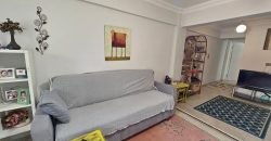 Altınoluk Sahilde Satılık Eşyalı 1+1 | Denize 75 metre | Anayolun Deniz Tarafında