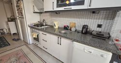 Altınoluk Sahilde Satılık Eşyalı 1+1 | Denize 75 metre | Anayolun Deniz Tarafında