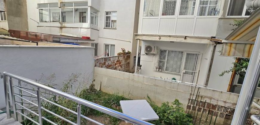 Altınoluk Sahilde Satılık Eşyalı 1+1 | Denize 75 metre | Anayolun Deniz Tarafında